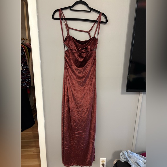 Free People Karlie Velvet Maxi Dress in Double Dare Red Size 0 NWT - Picture 6 of 11